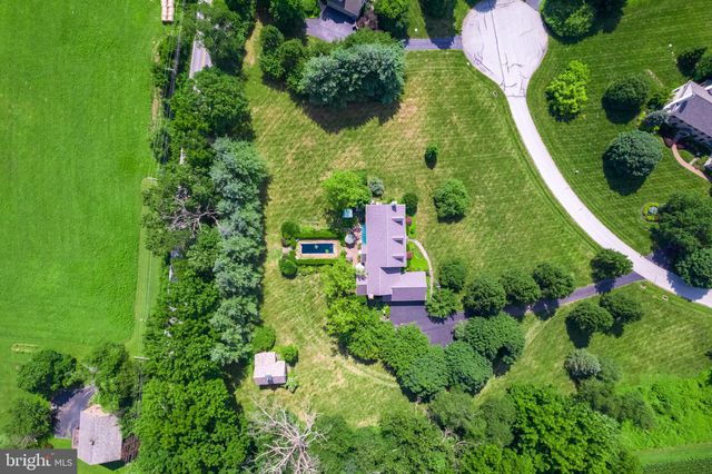 $975,000 | 603 Swallow Lane, West Chester, PA 19380