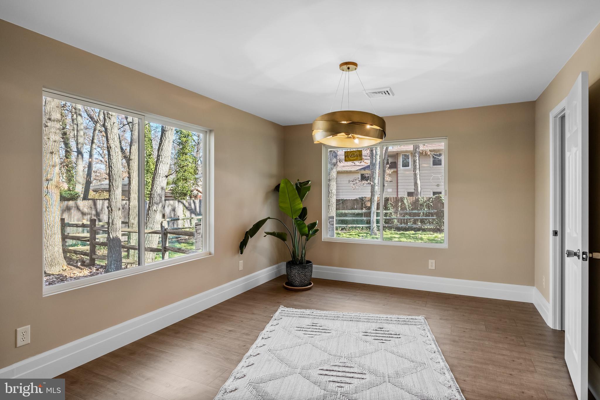 141 Lenape Trail Medford, NJ 08055 - Photo 16 of 33 Master suite