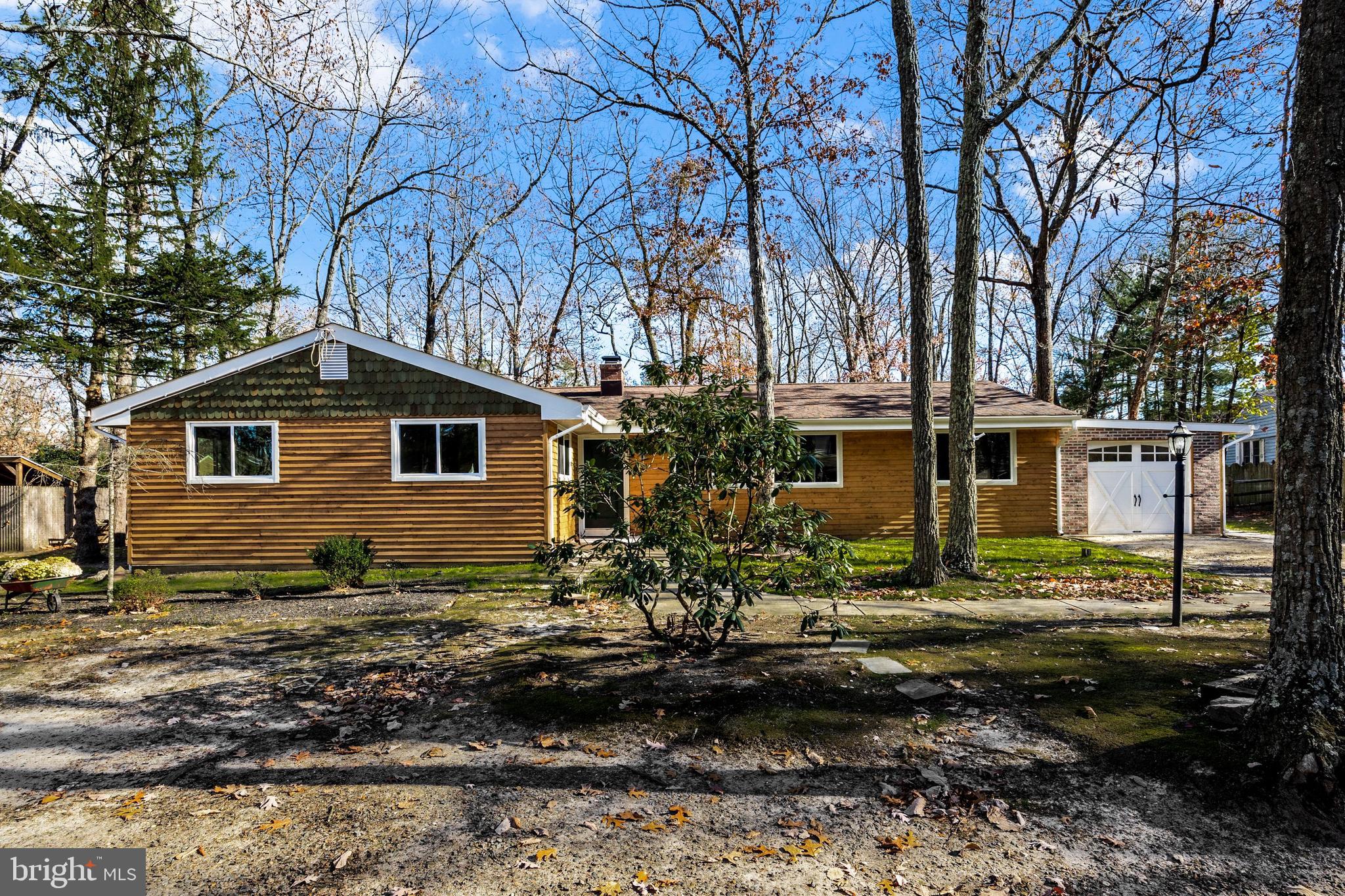 141 Lenape Trail Medford, NJ 08055 - Photo 2 of 33 New cedar siding