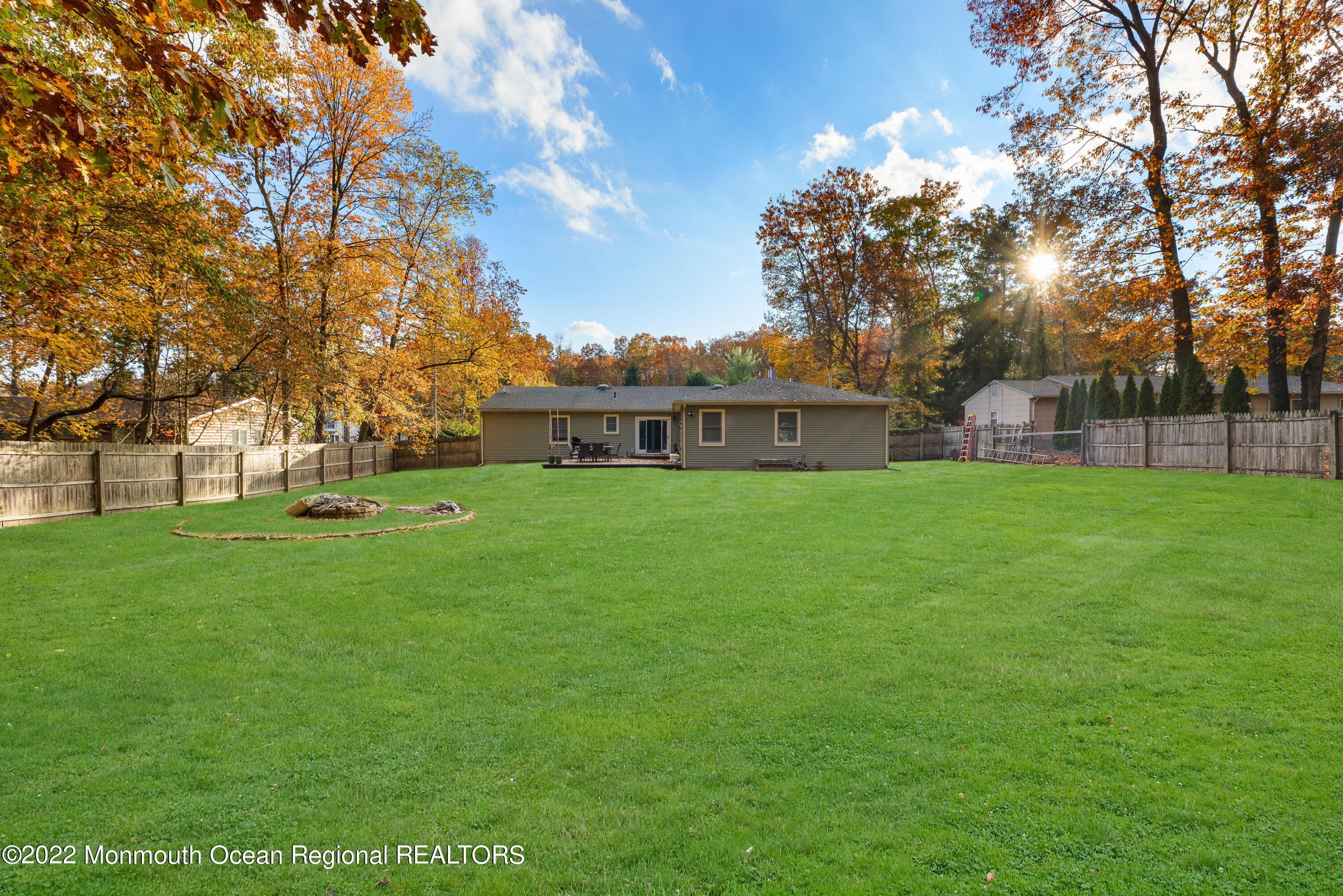 401 Leesville Road Jackson, NJ 08527 - Photo 23 of 25 a view of a house with a big yard