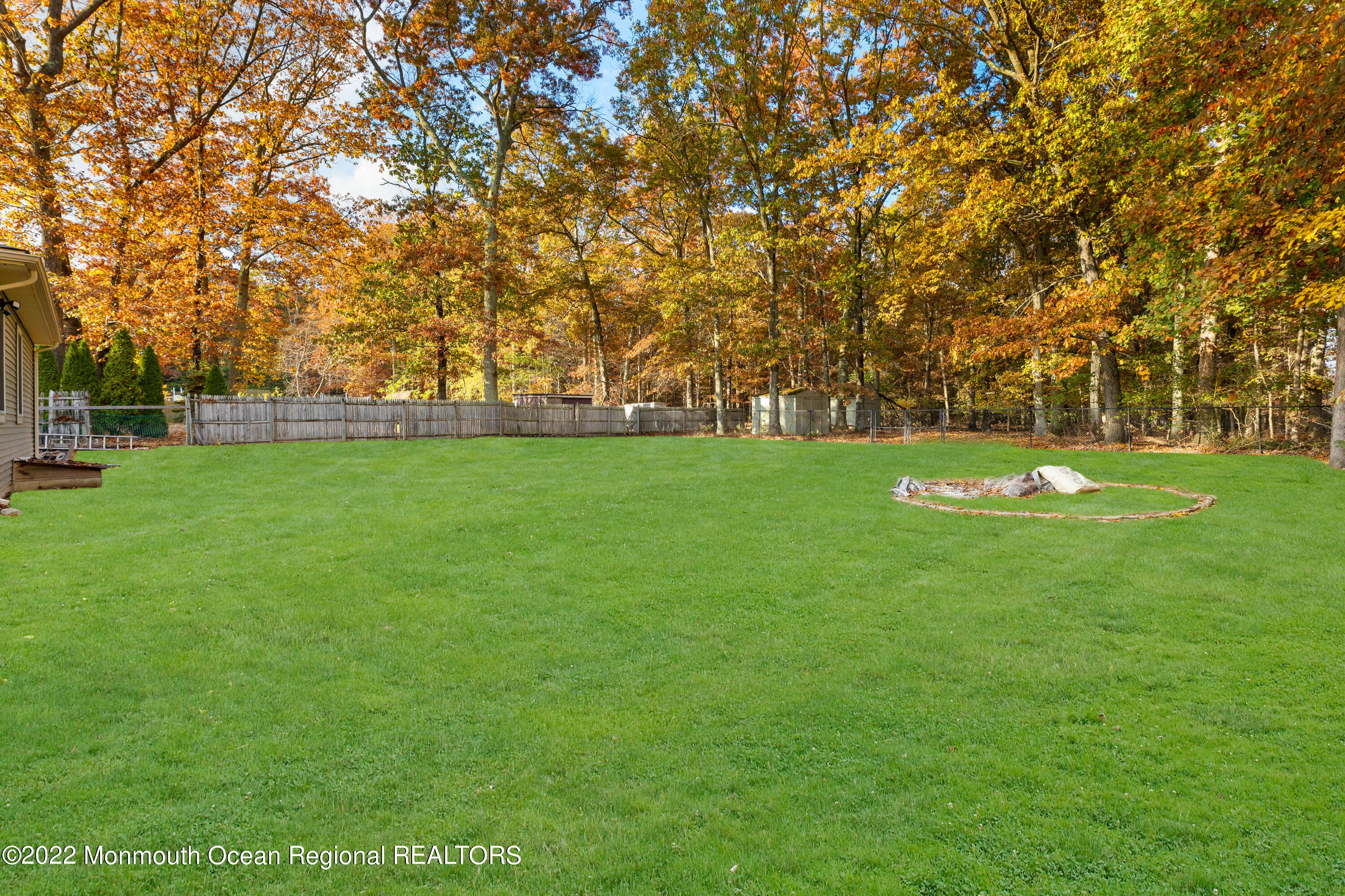 401 Leesville Road Jackson, NJ 08527 - Photo 24 of 25 a view of a field of grass and trees