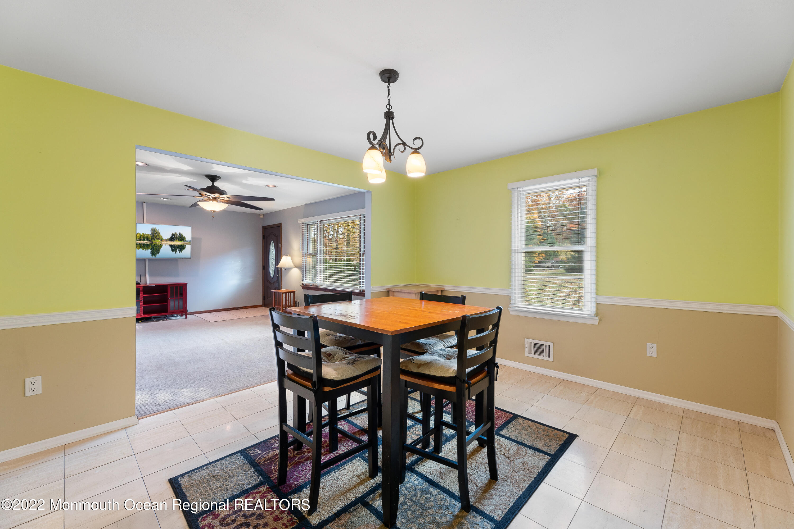 401 Leesville Road Jackson, NJ 08527 - Photo 5 of 25 a view of a dining room with furniture and a window