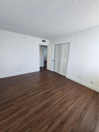 $2,500 | 9001 Southwest 77th Avenue, Unit C802, Miami, FL 33156