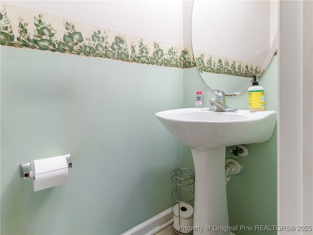 8650 Neuse Landing Lane, Unit 102 Raleigh, NC 27616 - Photo 5 of 16 Gallery Image 5