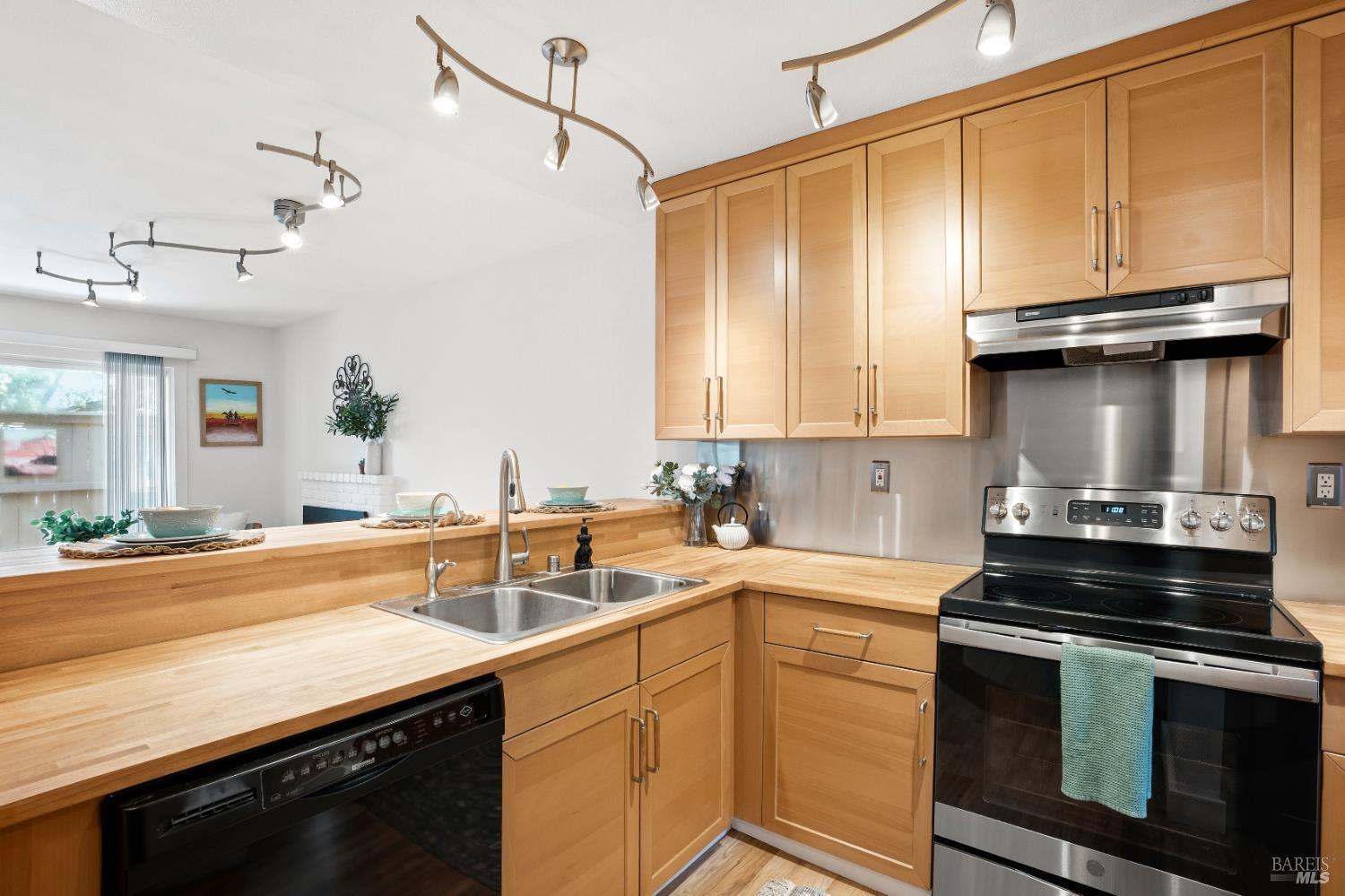 215 Stony Point Road, Unit E Santa Rosa, CA 95401 - Photo 5 of 25
