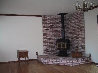55 Sanchez Way Novato, CA 94947 - Photo 2 of 8