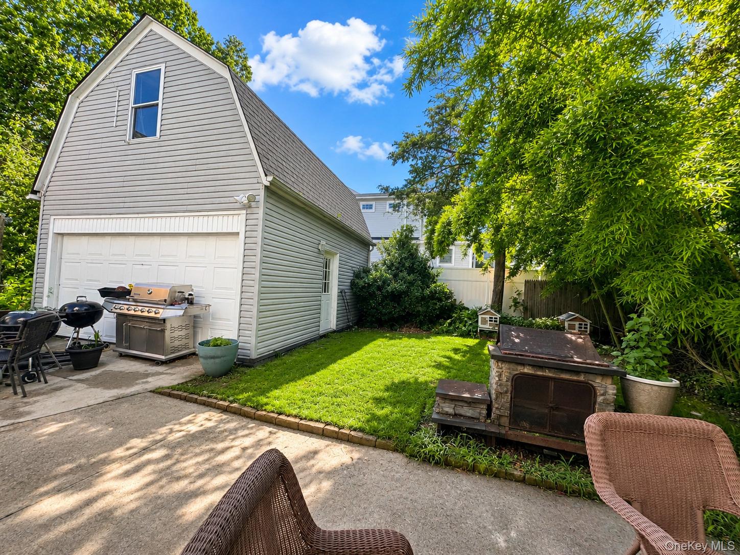 33 Juniper Road Port Washington, NY 11050 - Photo 25 of 25 Gallery Image 25