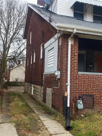 $1,350 | 3102 Bergman Street, Pittsburgh, PA 15204