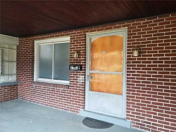 $1,350 | 3102 Bergman Street, Pittsburgh, PA 15204