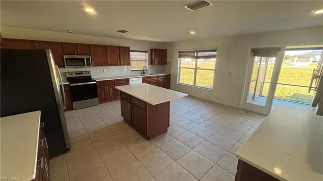 $2,495 | 2435 Northwest 7th Terrace, Cape Coral, FL 33993