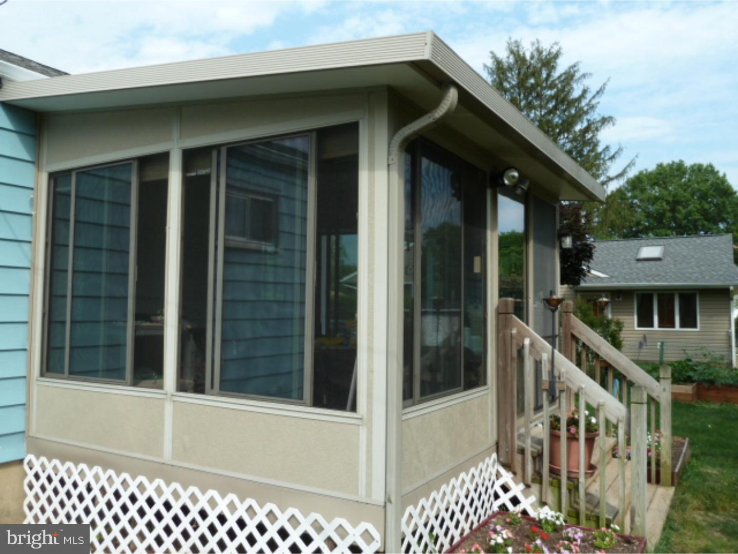 217 West County Line Road Hatboro, PA 19040 - Photo 21 of 25 Sun Room