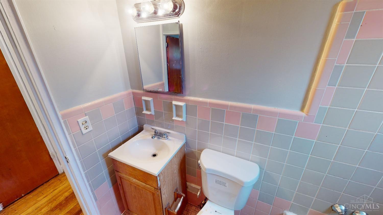 4437 Ridgeview Avenue Cincinnati, OH 45238 - Photo 21 of 27 Gallery Image 21