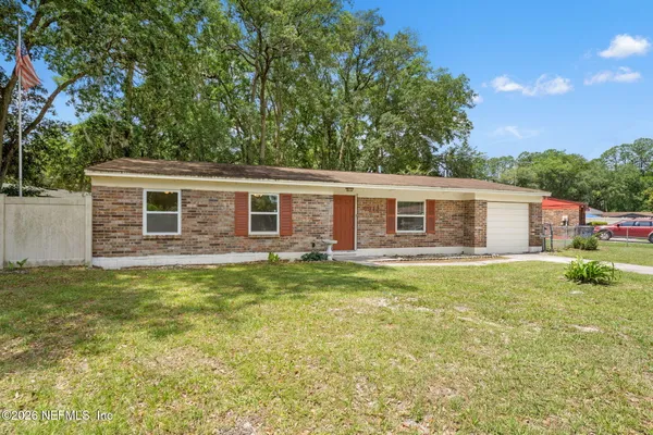$1,800 | 4212 Pointe Haven Drive North, Jacksonville, FL 32218