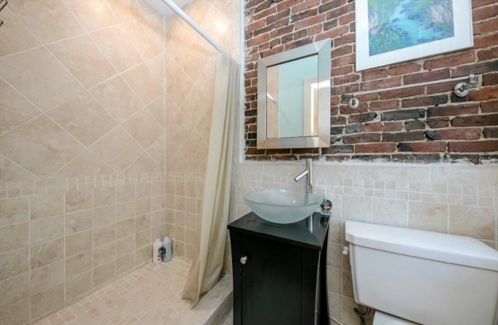 36-38 Melrose Street, Unit 1 Boston, MA 02116 - Photo 11 of 16