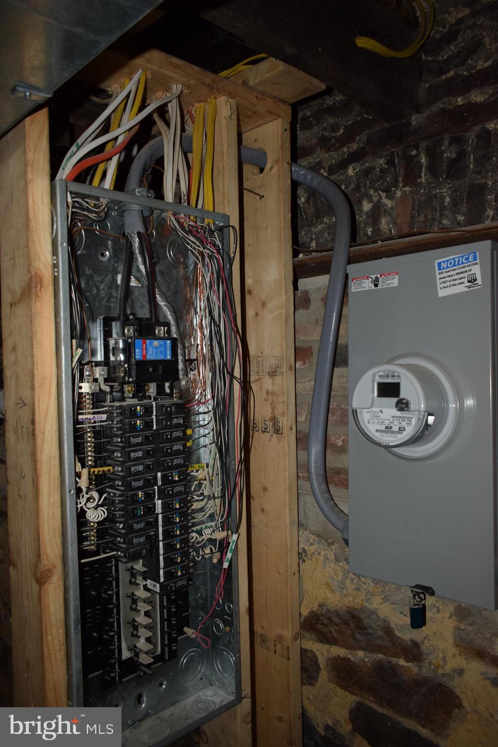 1639 Appleton Street Baltimore, MD 21217 - Photo 15 of 15 a view of walk in closet