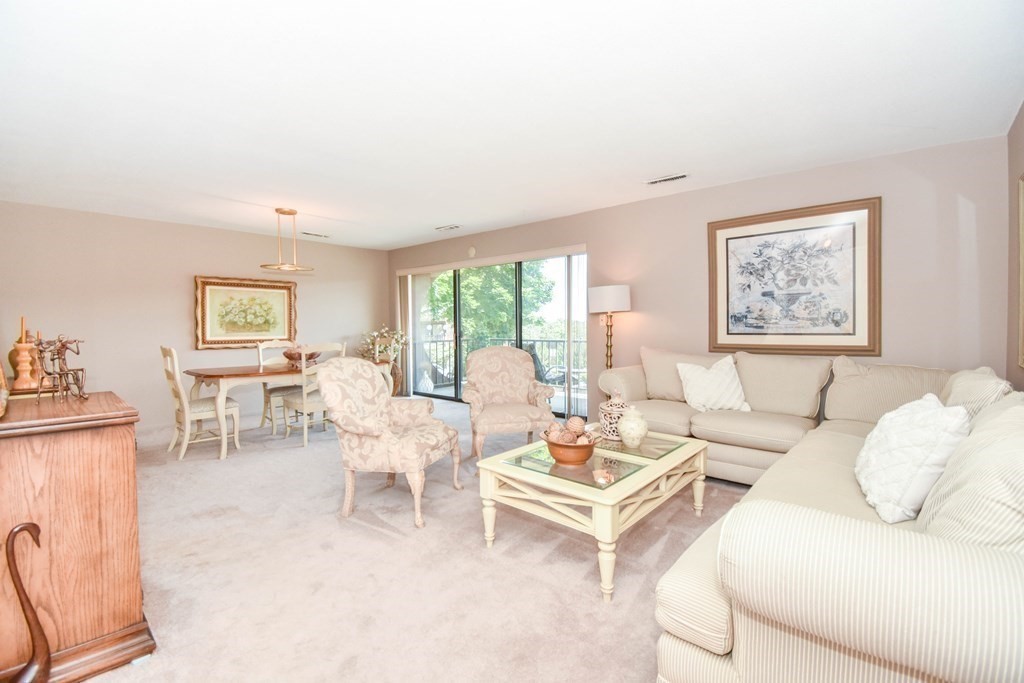 1006 Paradise Road, Unit 2R Swampscott, MA 01907 - Photo 8 of 31 Gallery Image 8