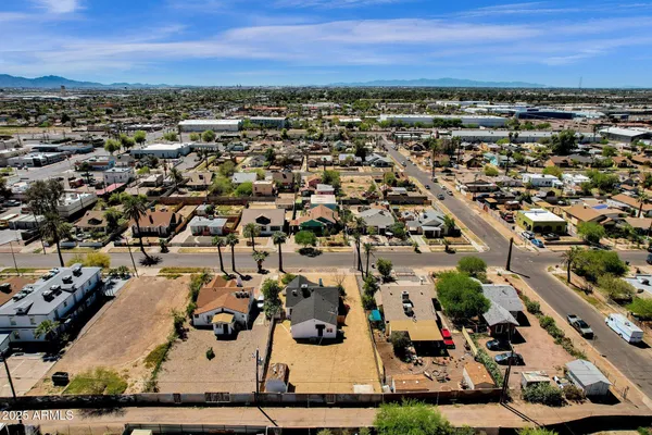 $510,500 | 329 North 17th Drive, Phoenix, AZ 85007