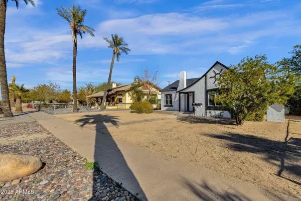 $510,500 | 329 North 17th Drive, Phoenix, AZ 85007