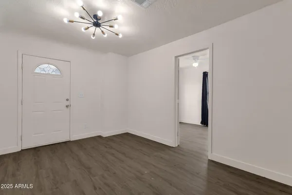 $510,500 | 329 North 17th Drive, Phoenix, AZ 85007