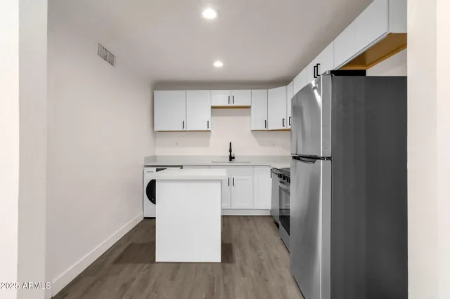 $529,000 | 329 North 17th Drive, Phoenix, AZ 85007