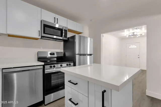 $529,000 | 329 North 17th Drive, Phoenix, AZ 85007