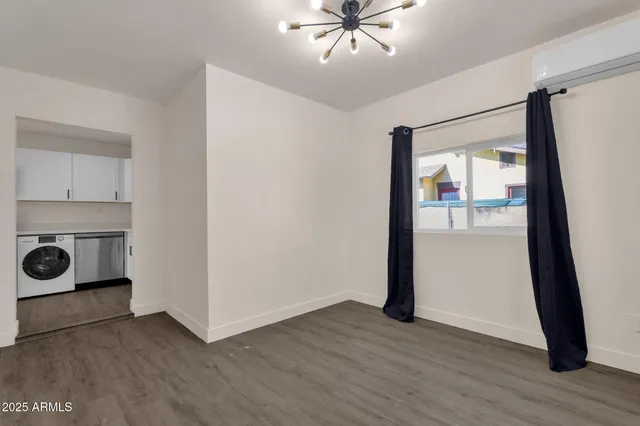 $529,000 | 329 North 17th Drive, Phoenix, AZ 85007