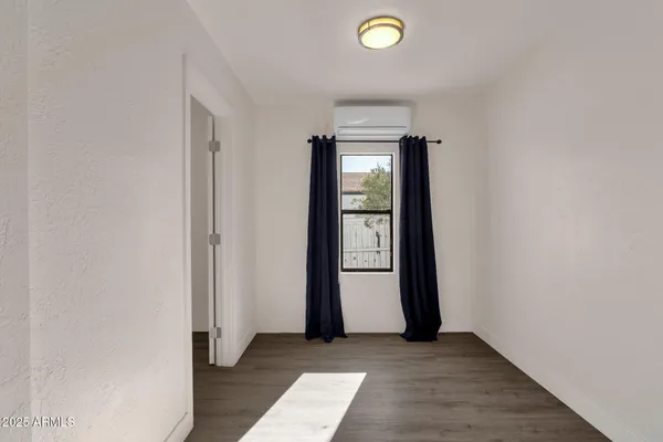 $510,500 | 329 North 17th Drive, Phoenix, AZ 85007