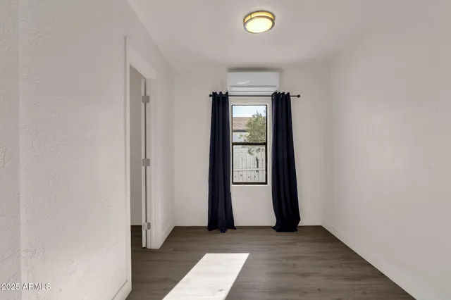 $529,000 | 329 North 17th Drive, Phoenix, AZ 85007