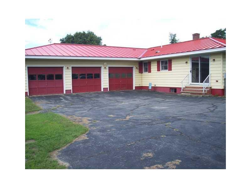 520 North Parish Road Turner, ME 04282 - Photo 18 of 19 Exterior Back.