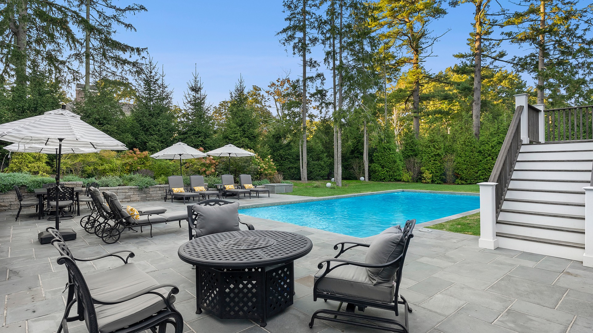 20 Lighthouse Lane Sag Harbor, NY 11963 - Photo 26 of 29