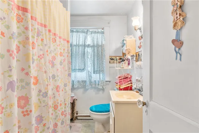 $1,200,000 | 32 Union Street, East Greenwich, RI 02818