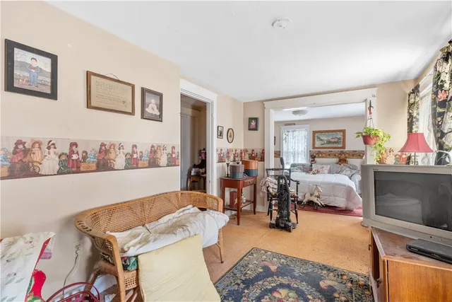 $1,200,000 | 32 Union Street, East Greenwich, RI 02818