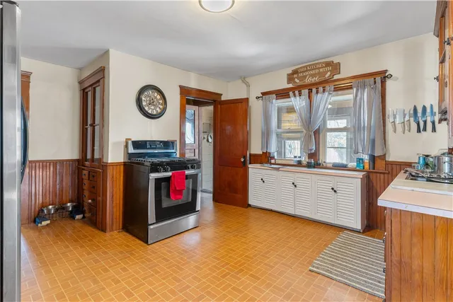 $1,200,000 | 32 Union Street, East Greenwich, RI 02818