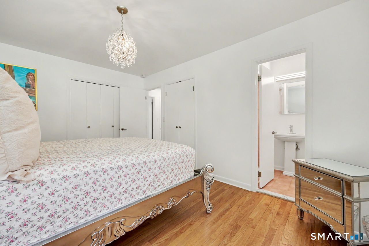 48 Mulberry Road Woodbridge, CT 06525 - Photo 26 of 40 Gallery Image 26