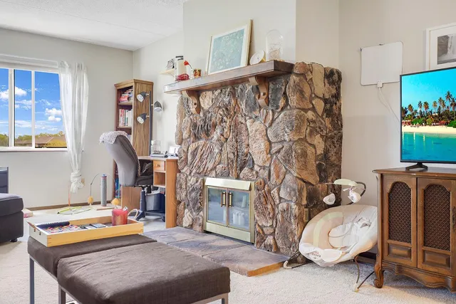 $179,900 | 3300 Louisiana Avenue South, Unit 517, St. Louis Park, MN 55426