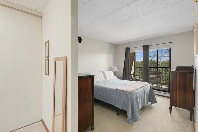 $179,900 | 3300 Louisiana Avenue South, Unit 517, St. Louis Park, MN 55426