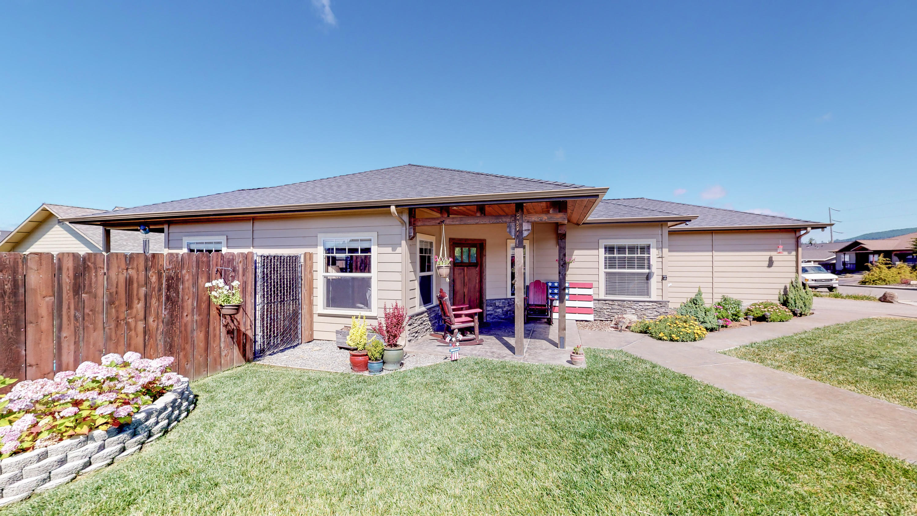 101 Ridge View Court Fortuna, CA 95540 - Photo 1 of 38