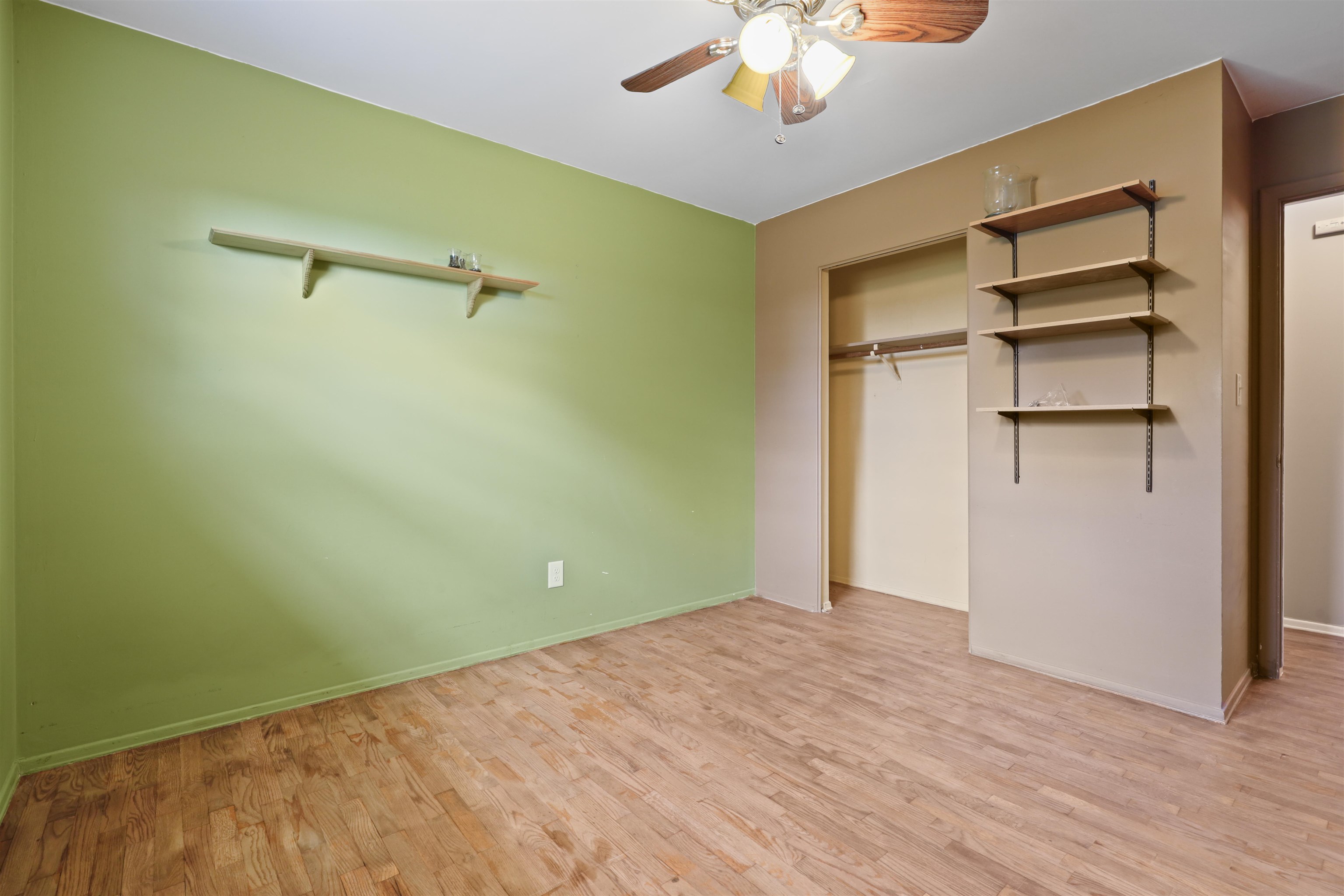 14392 North Vassar Road Millington, MI 48746 - Photo 8 of 95 50191154-d86ffc15-3c5b-4b26-9bfb-eacf79240819.JPG