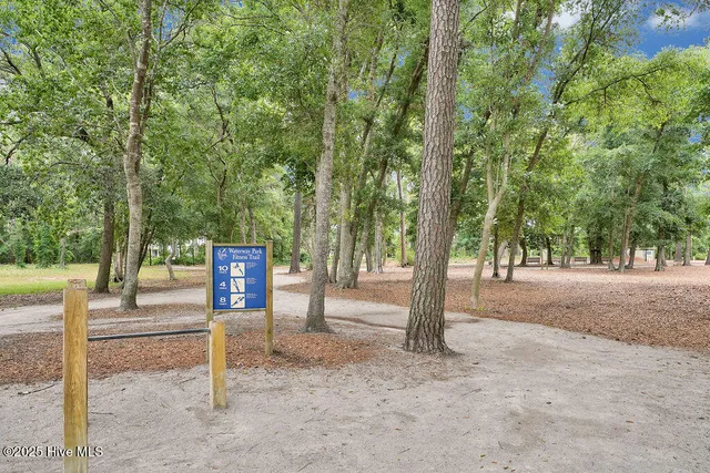 $304,500 | 3350 Club Villas Drive, Unit 105, Southport, NC 28461