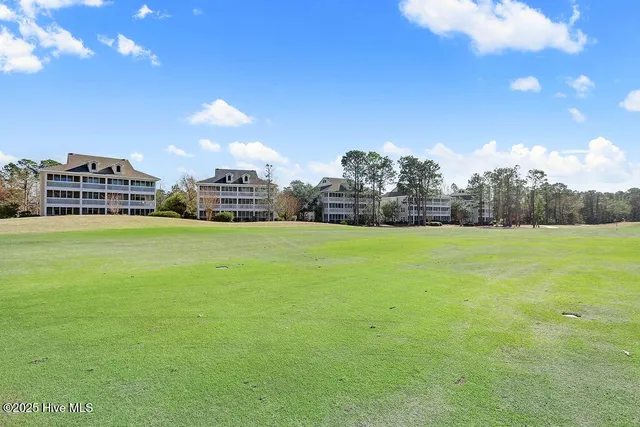 $304,500 | 3350 Club Villas Drive, Unit 105, Southport, NC 28461