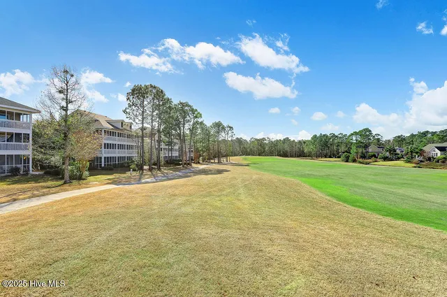$304,500 | 3350 Club Villas Drive, Unit 105, Southport, NC 28461