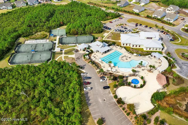$304,500 | 3350 Club Villas Drive, Unit 105, Southport, NC 28461