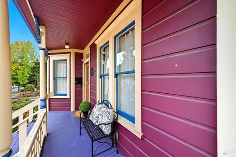 $698,000 | 722 Beaver Street, Santa Rosa, CA 95404