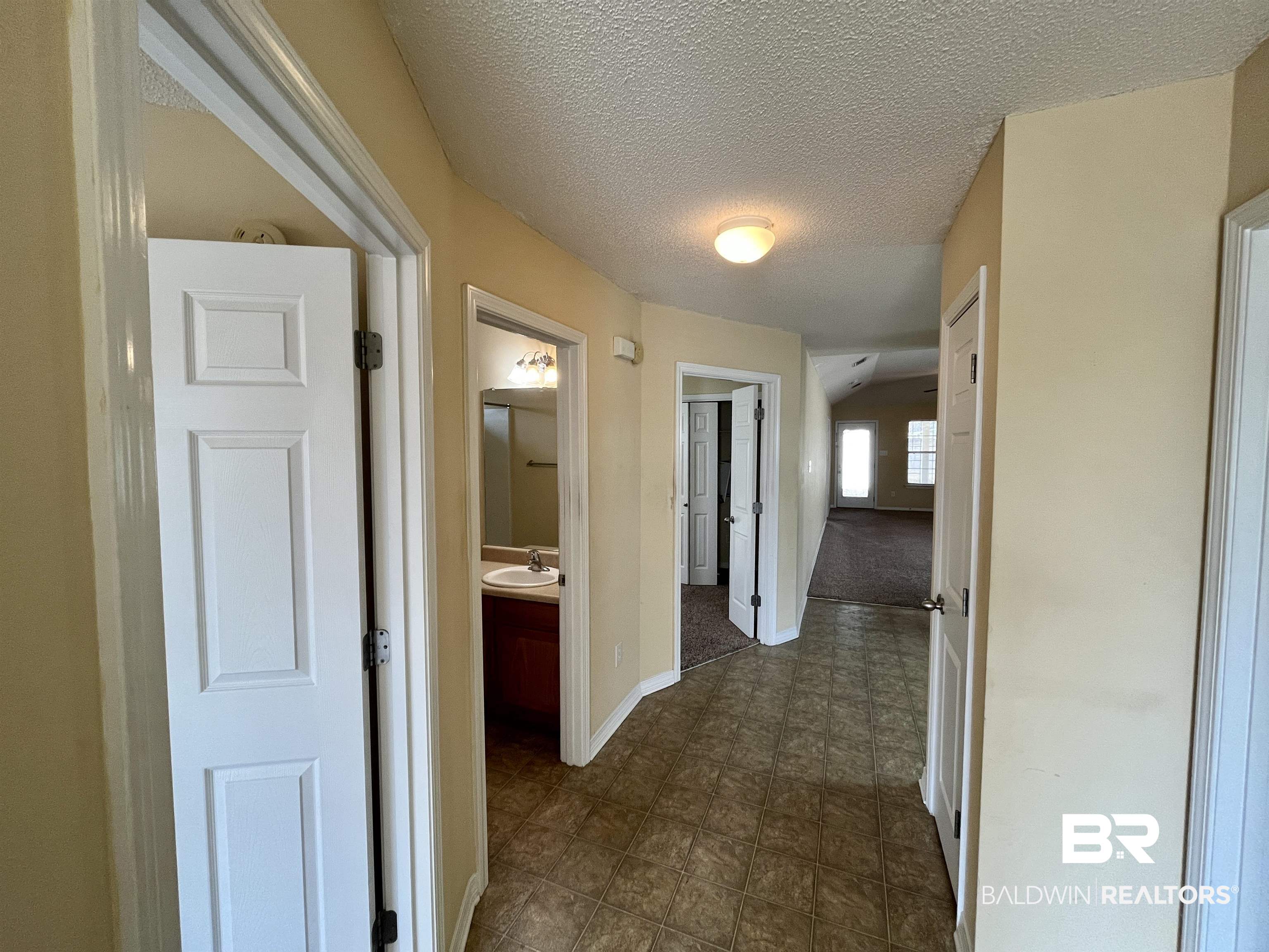 8918 Fall Court Mobile, AL 36695 - Photo 13 of 44