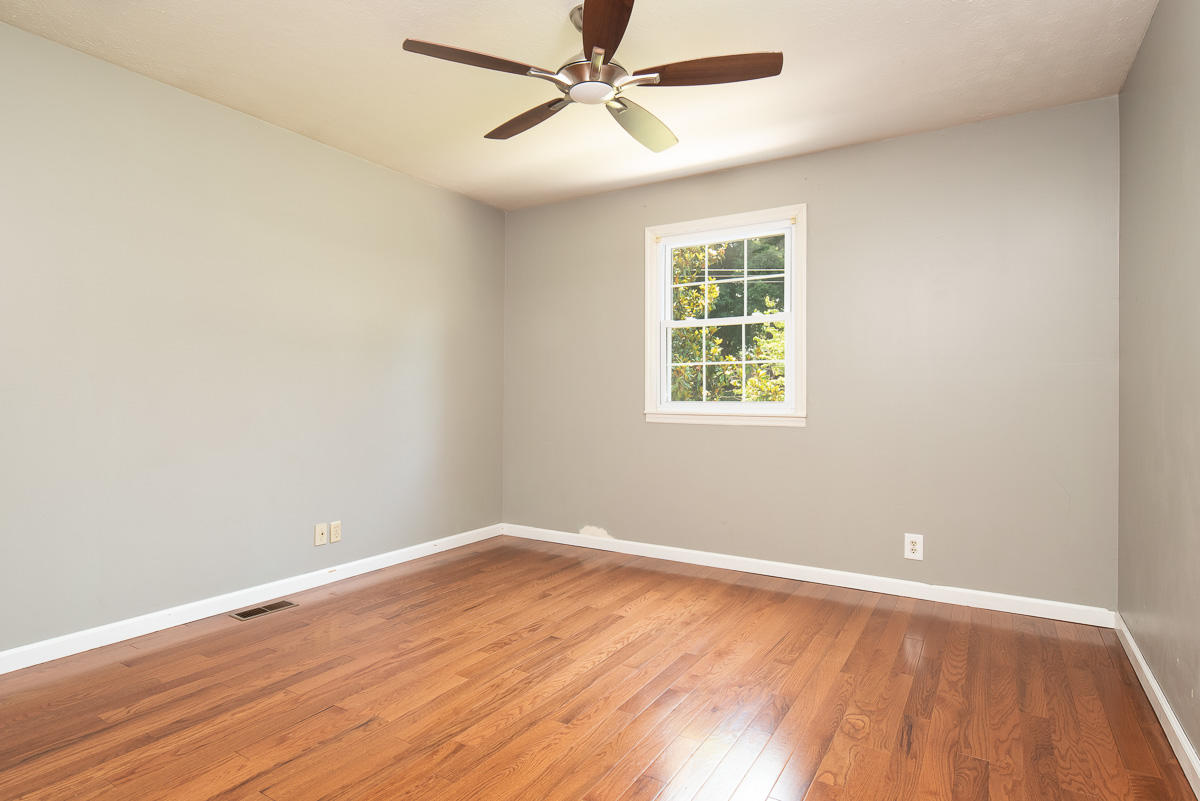 7732 Blueberry Road Powell, TN 37849 - Photo 13 of 20 JBP_Blueberry7732_Web-9