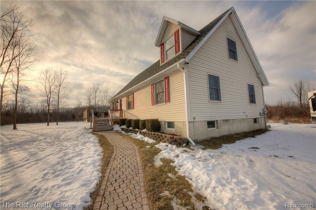 7330 Hitchingham Road Ypsilanti, MI 48197 - Photo 7 of 62 7.jpg