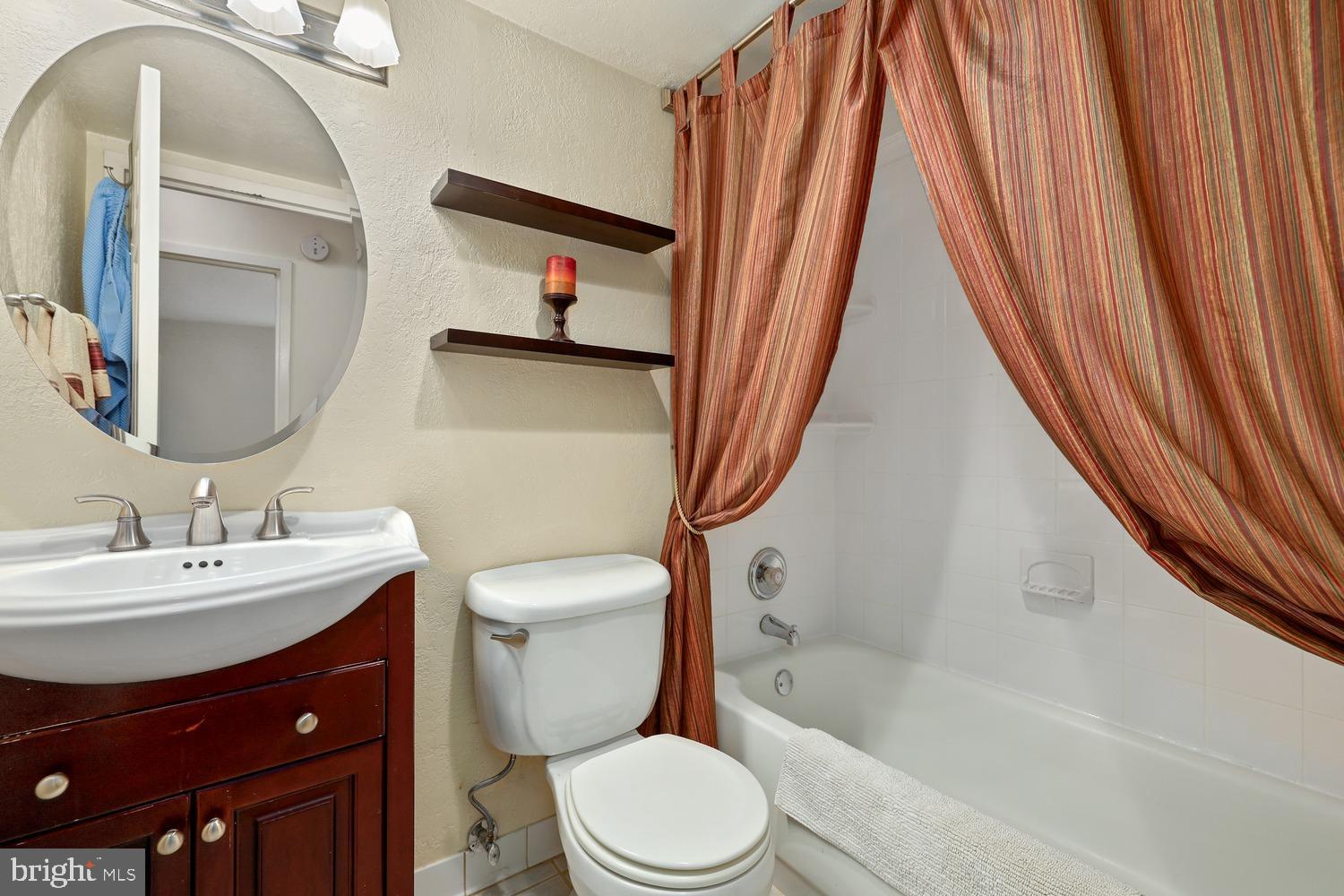 11256 Chestnut Grove Square, Unit 344 Reston, VA 20190 - Photo 16 of 26