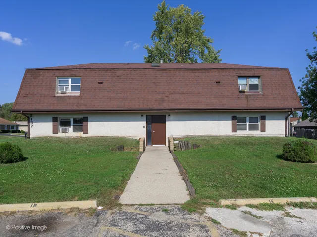 $425,000 | 2137 Dickey Avenue, North Chicago, IL 60064