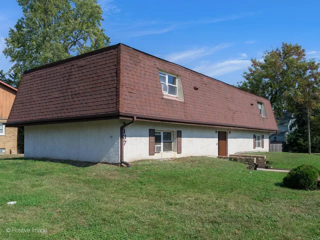 $425,000 | 2137 Dickey Avenue, North Chicago, IL 60064