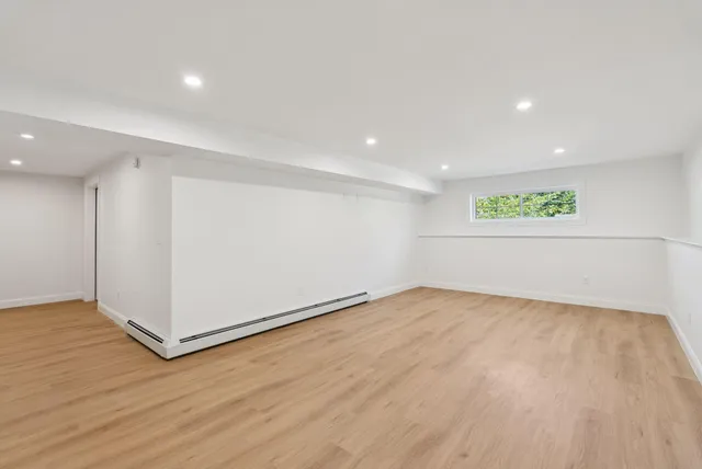 $899,000 | 1595 U.S. Route 1, Freeport, ME 04032